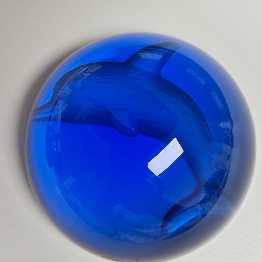 Vintage Oleg Cassini Signed Cobalt Blue Art Glass Dolphin Paperweight Dome